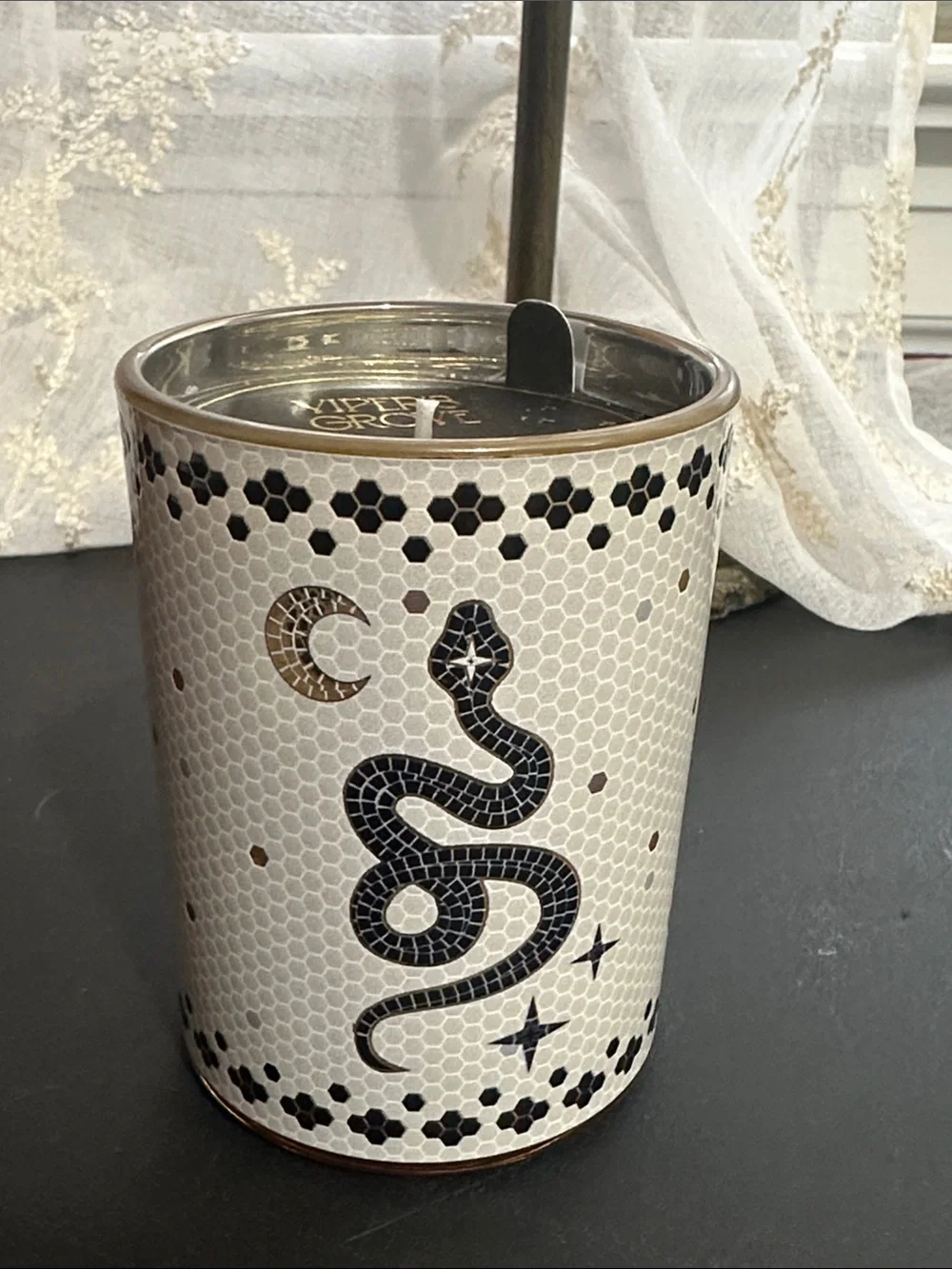 DW home Halloween viper decor candle 8.8 ozs